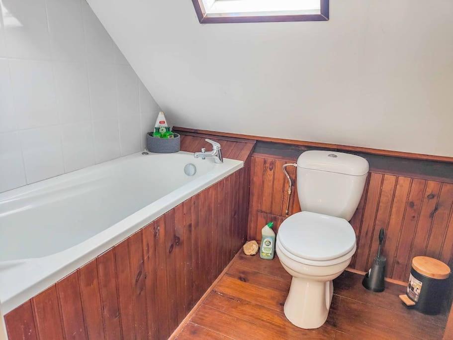 Country Side Haven Two Double Ensuite Bedrooms Couples Exclusive Rate Offered Saint-Michel-de-Montjoie ภายนอก รูปภาพ